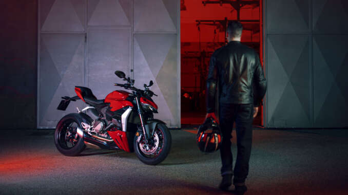 2022 Ducati Streetfighter V2