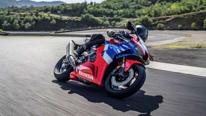 2022 Honda CBR1000RR-R Fireblade