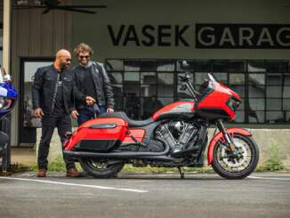 2022 Indian Challenger Dark Horse