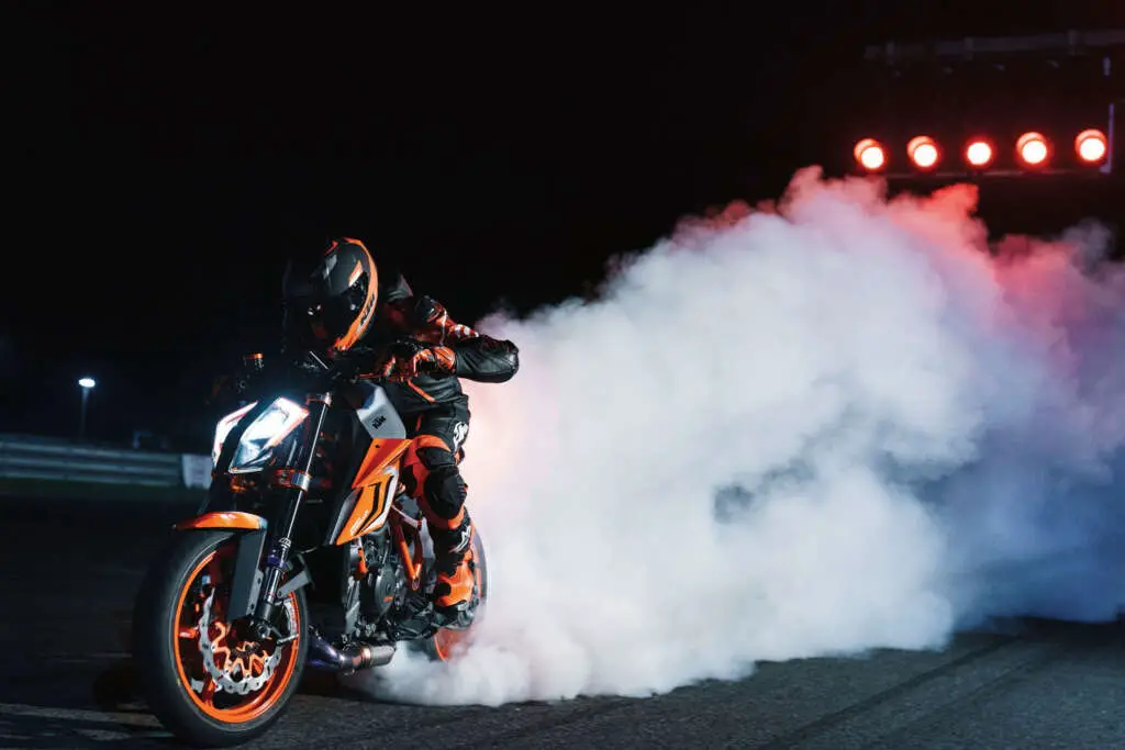 2022 KTM 1290 Super Duke R EVO