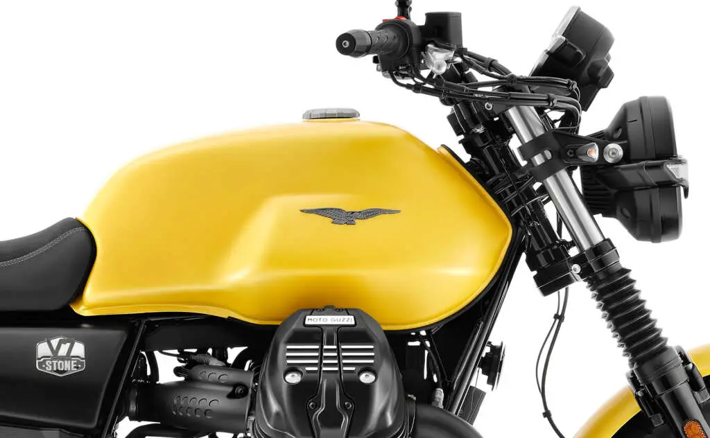 2022 Moto Guzzi V7 850