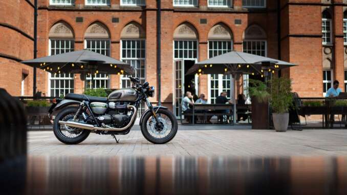 2022 Triumph Bonneville T100 Gold Line