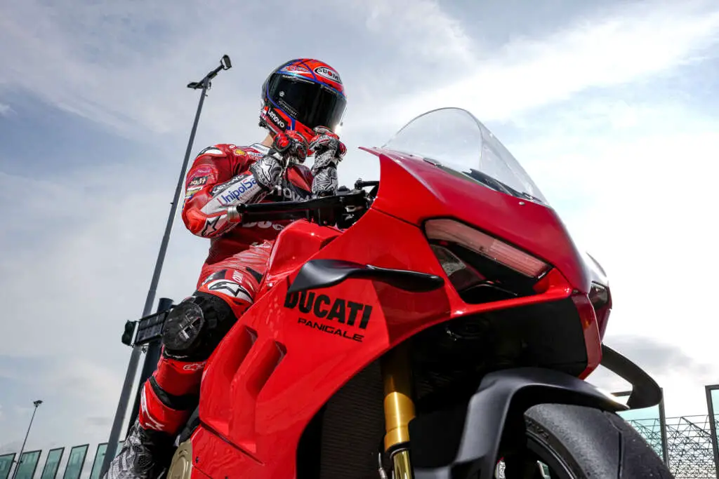 2022 Ducati Panigale V4S