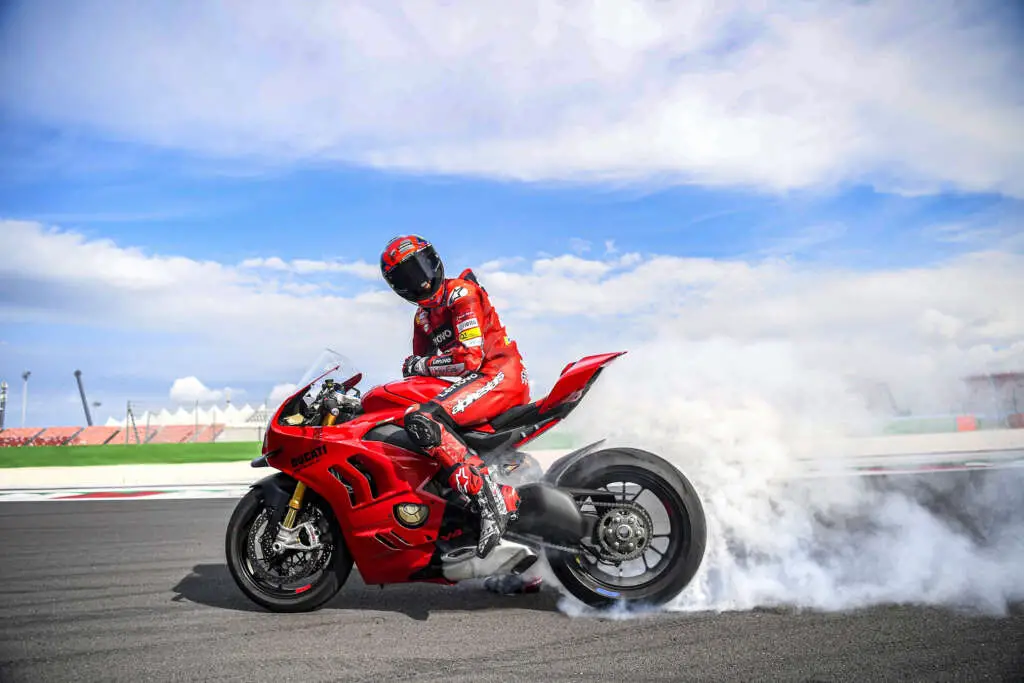 2022 Ducati Panigale V4S