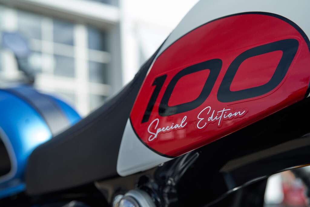 2022 Triumph Thruxton RS Ton Up Edition