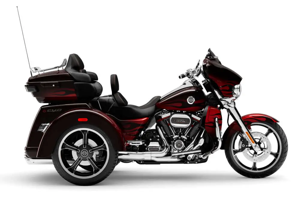 2022 Harley-Davidson CVO Tri Glide