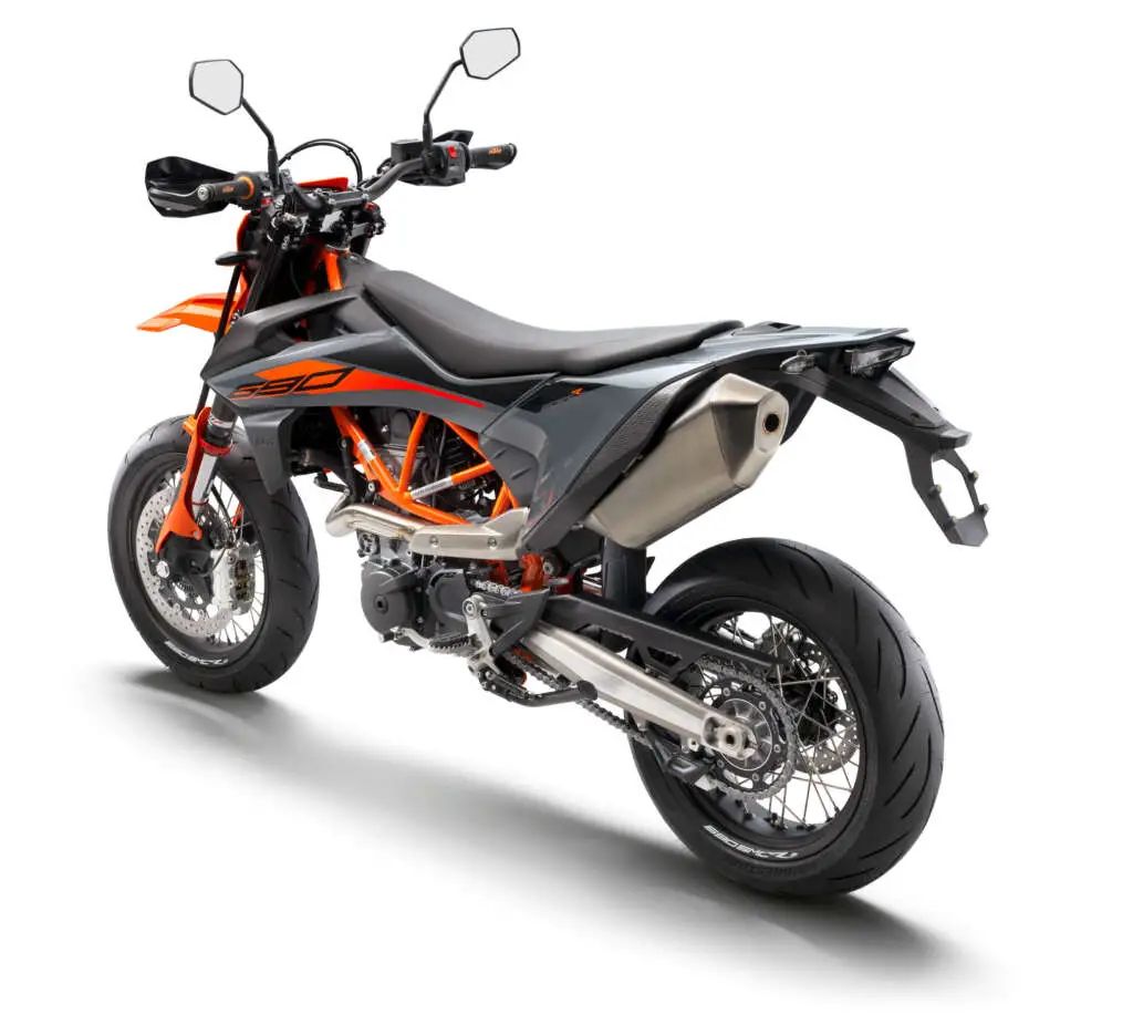 2022 KTM 690 SMC R