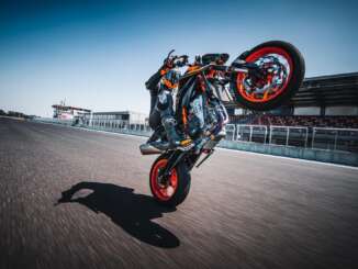 2022 KTM 890 Duke R