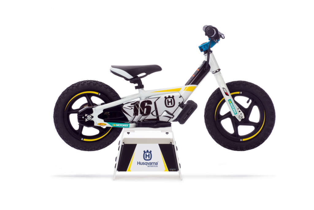 2022 Husqvarna 12eDrive