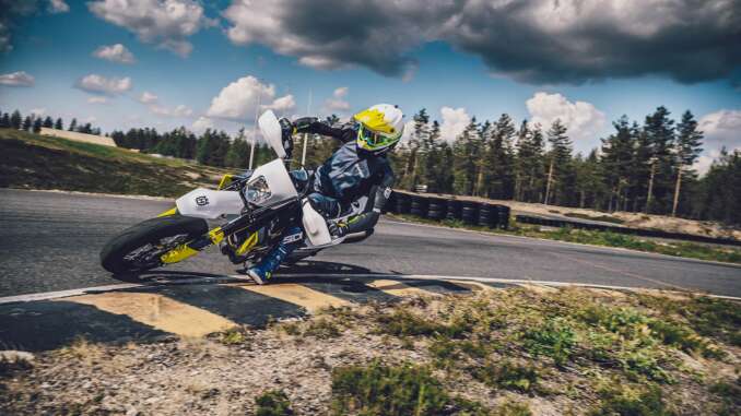 2022 Husqvarna 701 Supermoto