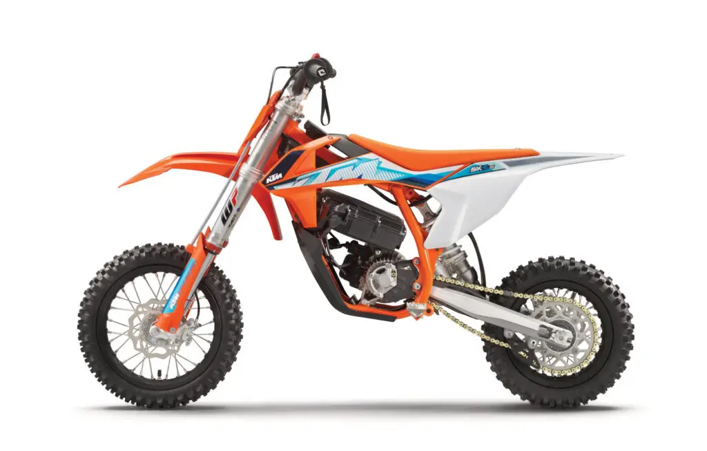 2023 KTM SX-E5