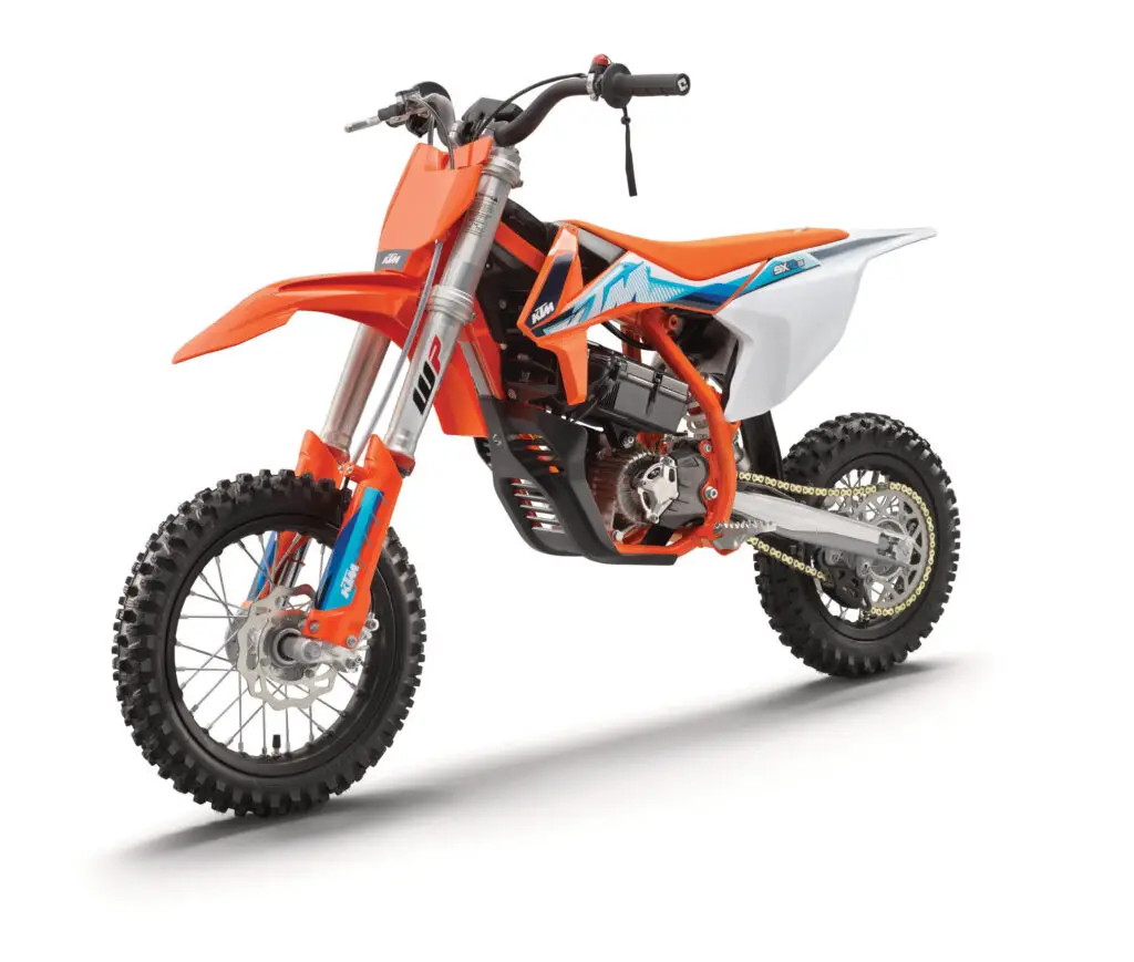 2023 KTM SX-E5