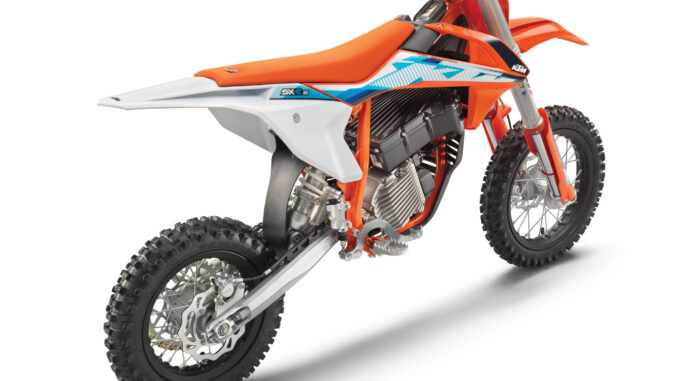 2023 KTM SX-E5