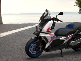 2023 BMW C400X