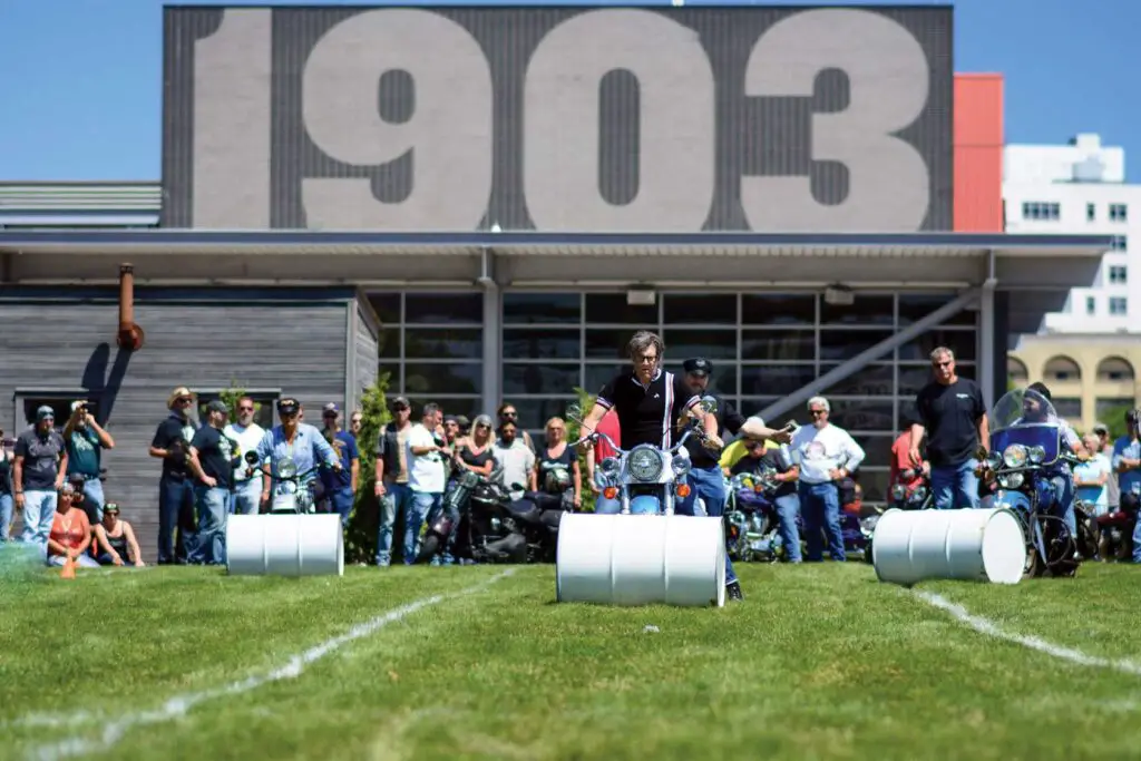 Inspiration Friday Harley-Davidson Wild Ones Rally