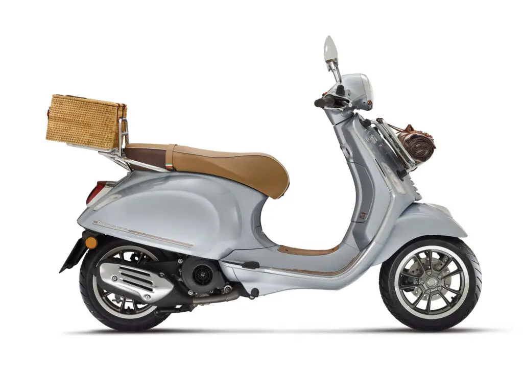 2023 Vespa Pic Nic