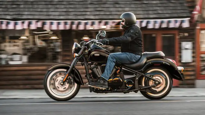 2023 Kawasaki Vulcan 900 Classic