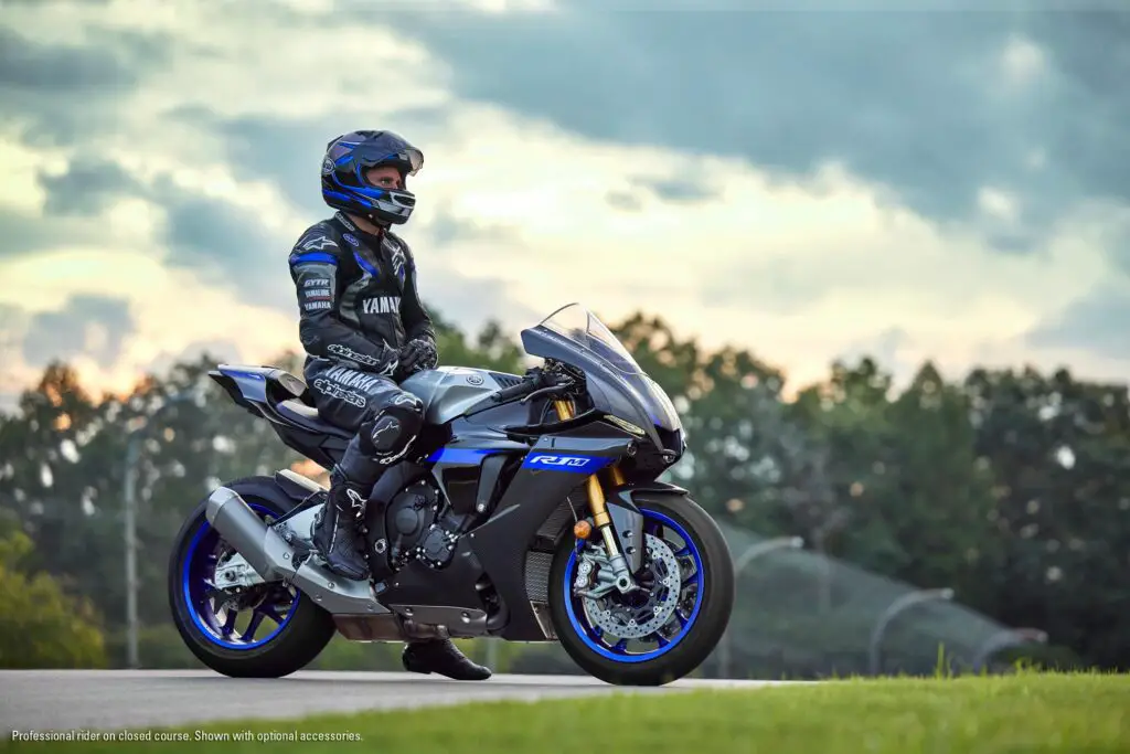 2023 Yamaha YZF-R1M