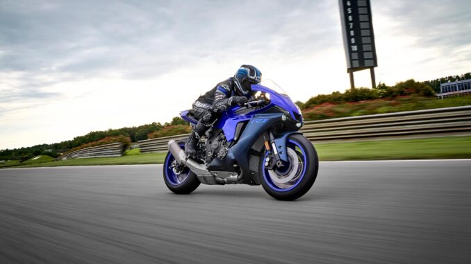2023 Yamaha YZF-R1
