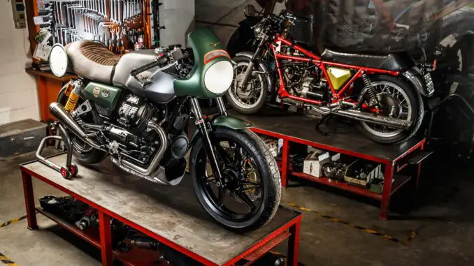 2022 Moto Guzzi V7 850 Fast Endurance Trophy