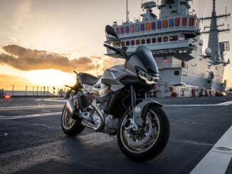 2023 Moto Guzzi V100 Mandello Aviazione Navale