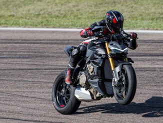 2023 Ducati Streetfighter V4S