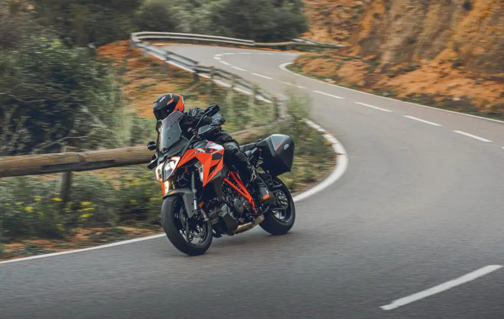 2023 KTM 1290 Super Duke GT