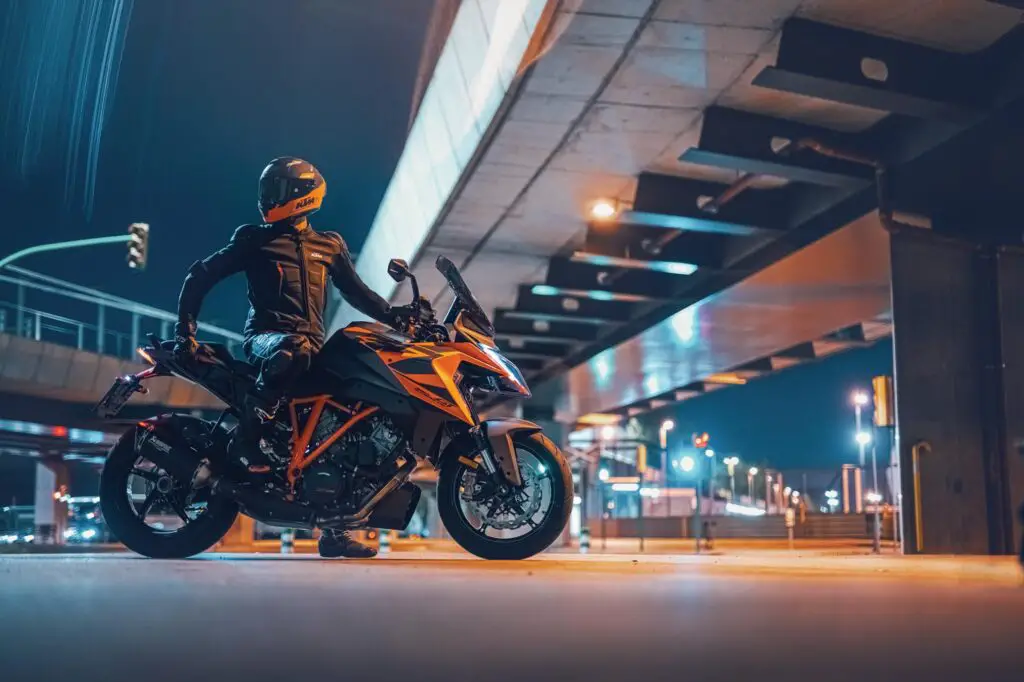 2023 KTM 1290 Super Duke GT