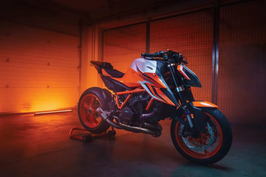 2023 KTM 1290 Super Duke R EVO