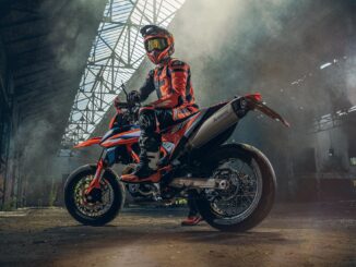 2023 KTM 690 SMC R
