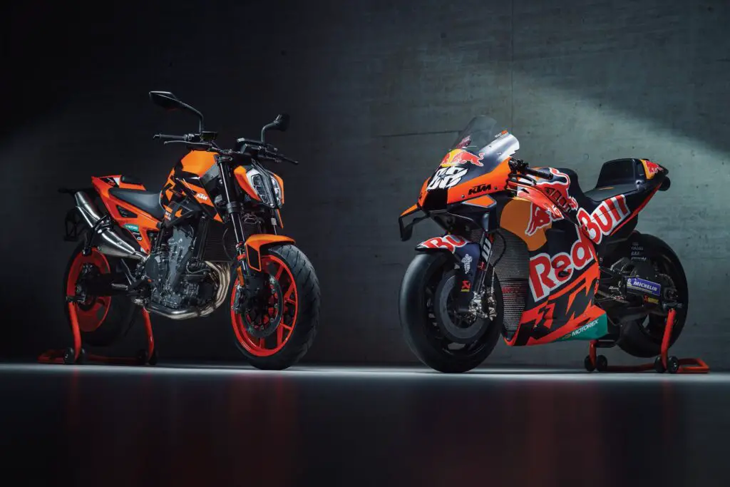 2023 KTM 890 Duke GP