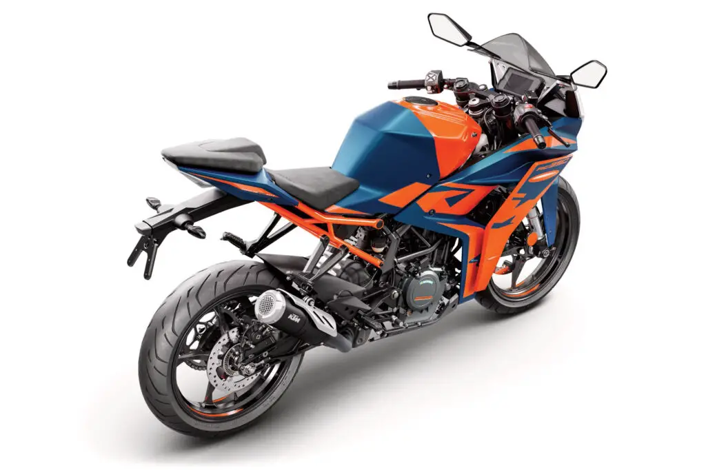 2023 KTM RC390