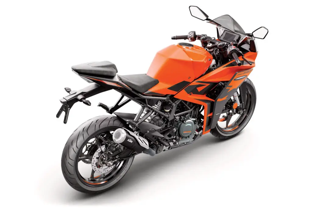 2023 KTM RC390