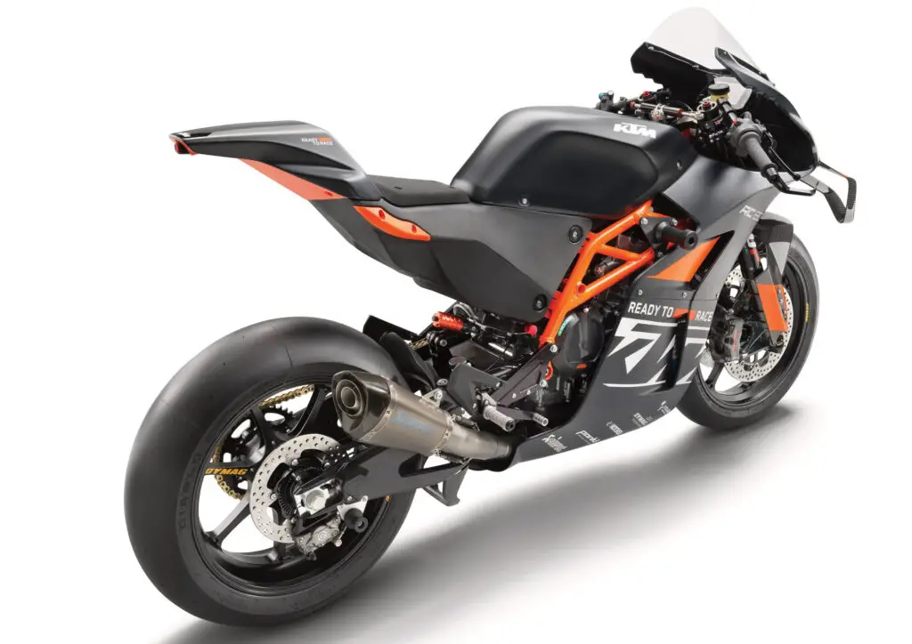 2023 KTM RC8C