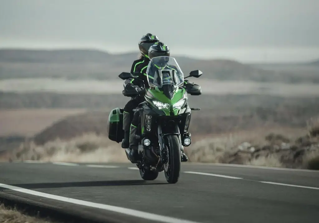 2023 Kawasaki Versys 1000 SE