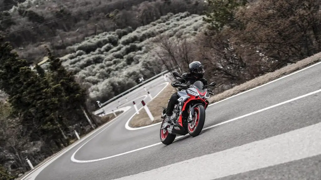 2023 Aprilia Tuono 660