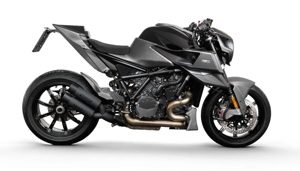 2023 BRABUS 1300R Edition 23