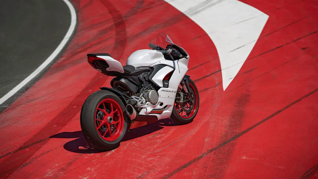 2023 Ducati Panigale V2