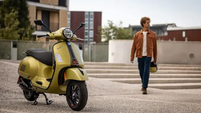 2023 Vespa GTS Super 300 Sport