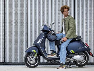 2023 Vespa GTS Super 300 Tech