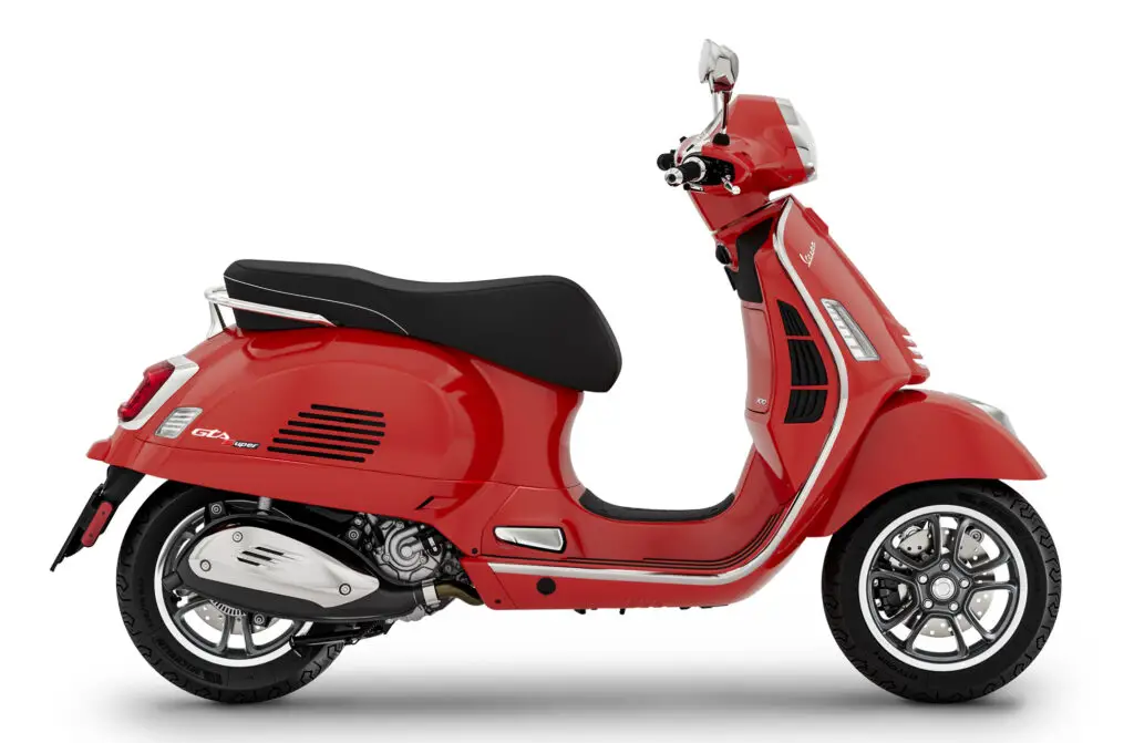 2023 Vespa GTS Super 300