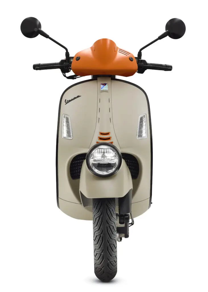 2023 Vespa GTV