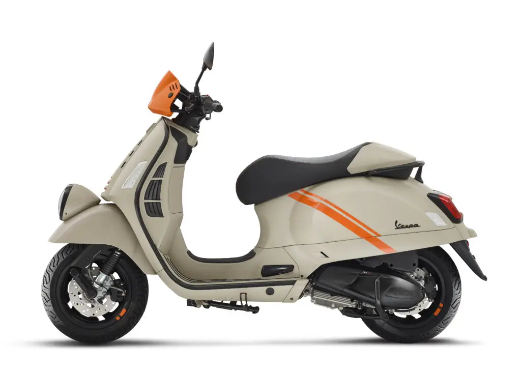 2023 Vespa GTV