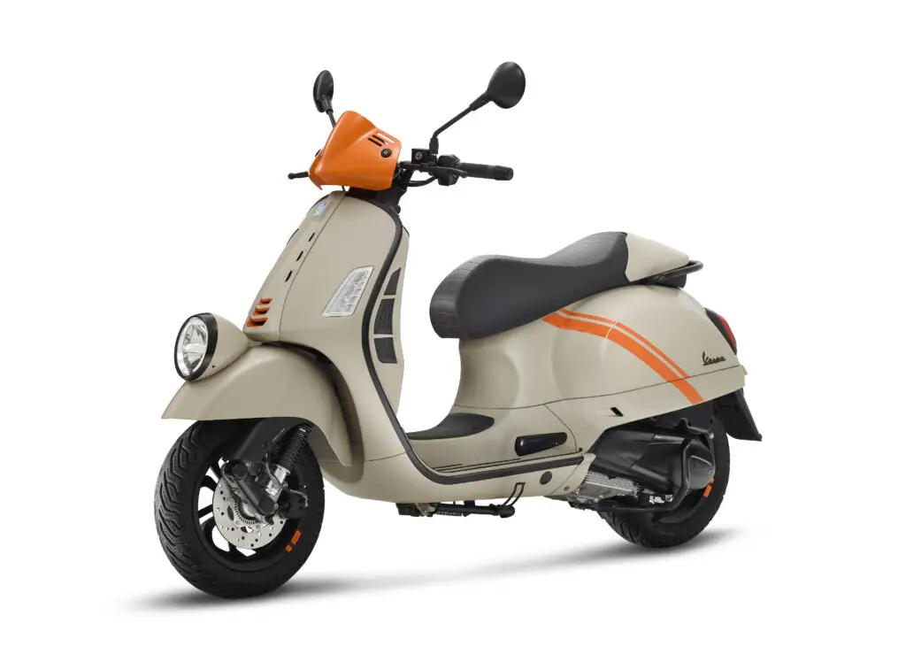 2023 Vespa GTV