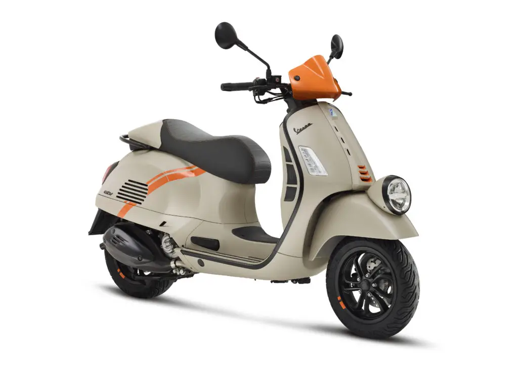 2023 Vespa GTV