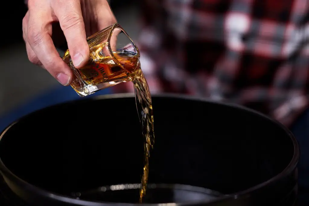 2023 Indian Chief Bobber Dark Horse Jack Daniel’s Limited Edition