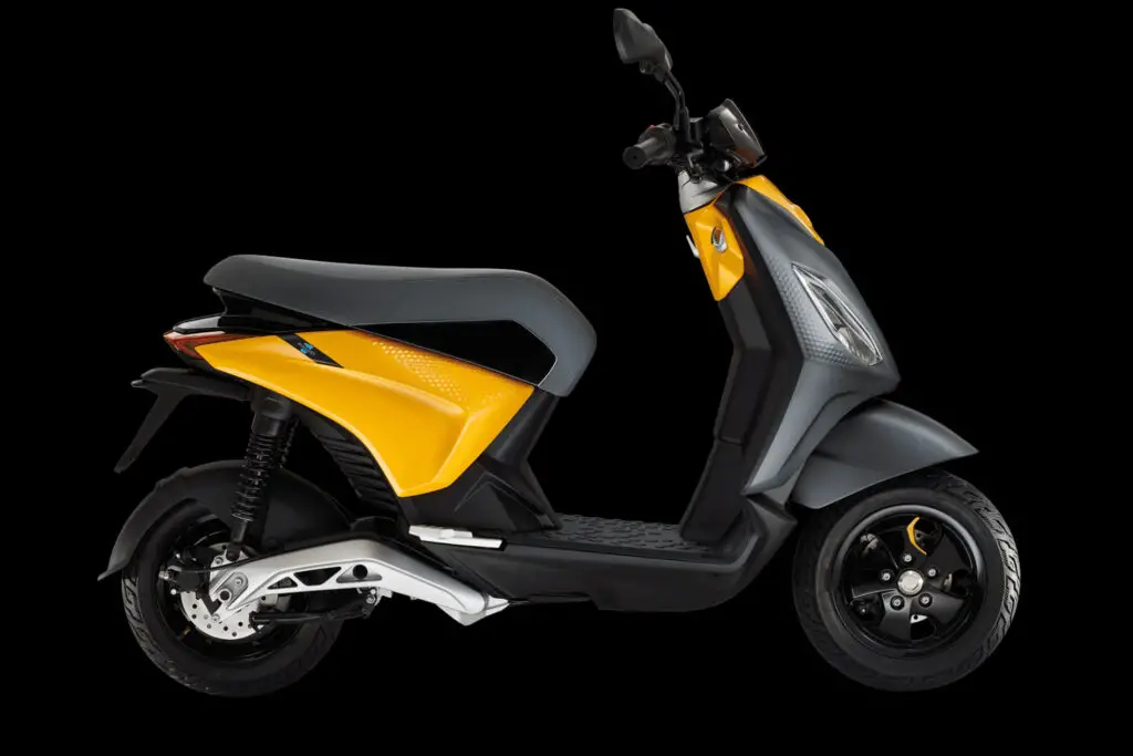 2023 Piaggio 1 Active Electric