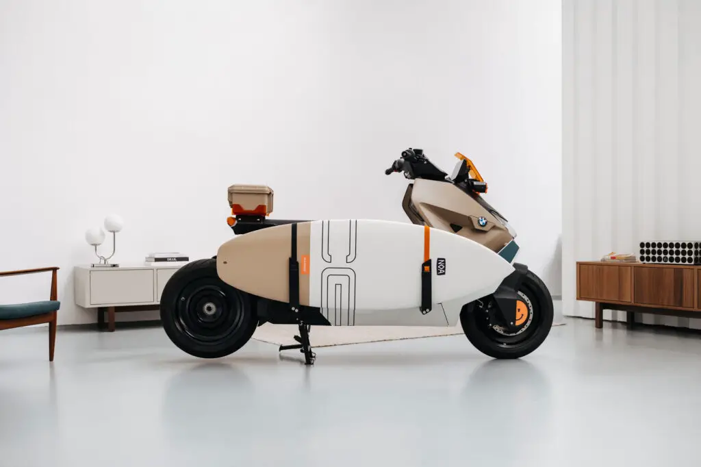 2024 BMW CE 04 Vagabund Moto Concept