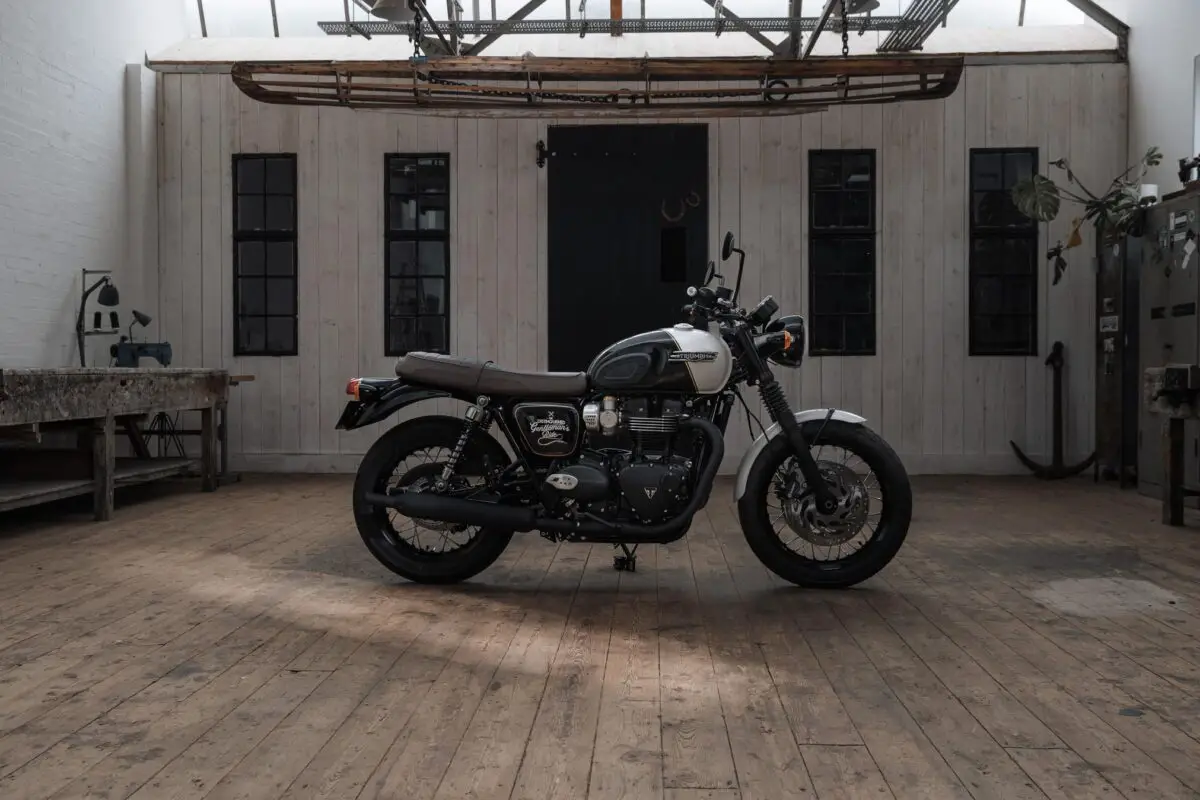 2023 Triumph Bonneville T120 Black DGR