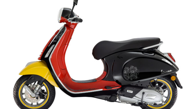 2024 Vespa Primavera Disney Mickey Mouse